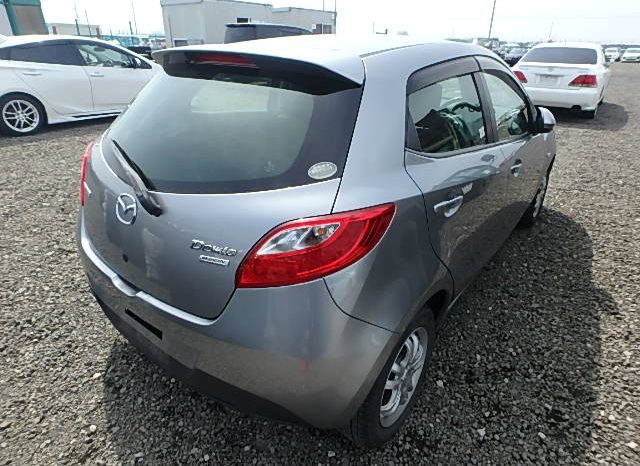 Mazda Demio full