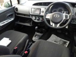 Toyota Vitz full
