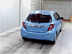 Toyota Vitz full