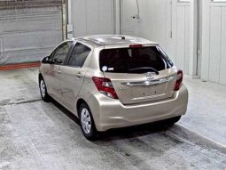 Toyota Vitz full
