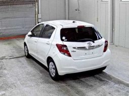 Toyota Vitz full