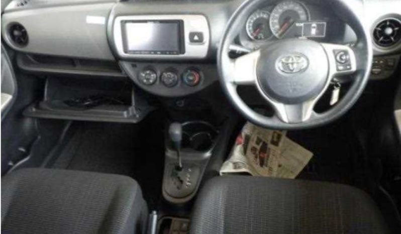 Toyota Vitz full