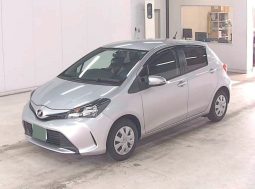 Toyota Vitz full