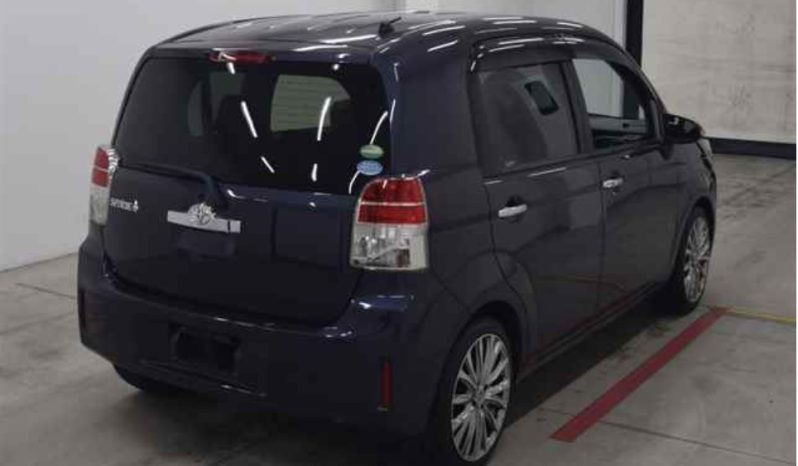 Toyota Spade full
