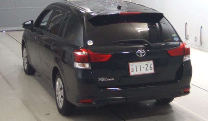 Toyota Corolla Fielder full