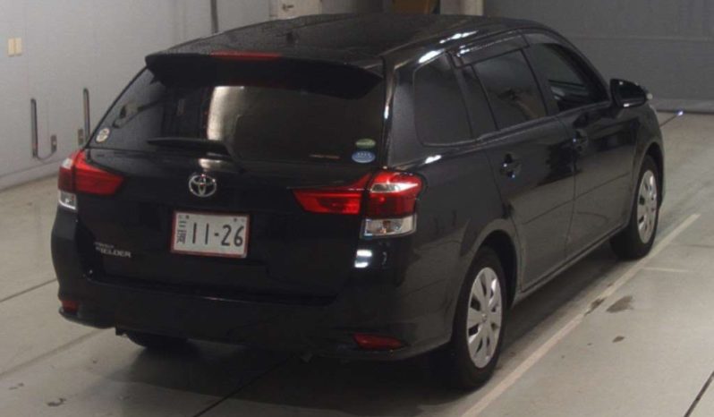 Toyota Corolla Fielder full