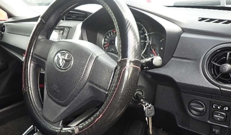 Toyota Corolla Fielder full