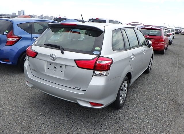 Corolla Fielder full