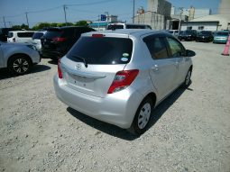 Toyota Vitz full