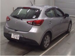 Mazda Demio full