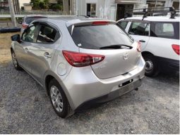 Mazda Demio full