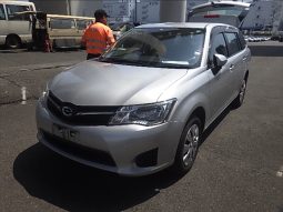 Toyota Fielder full