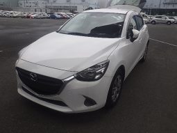 Mazda Demio full