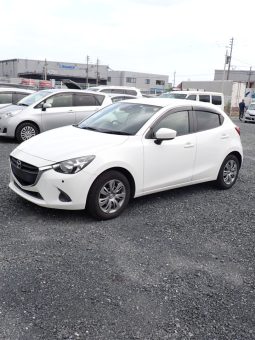 Mazda Demio full
