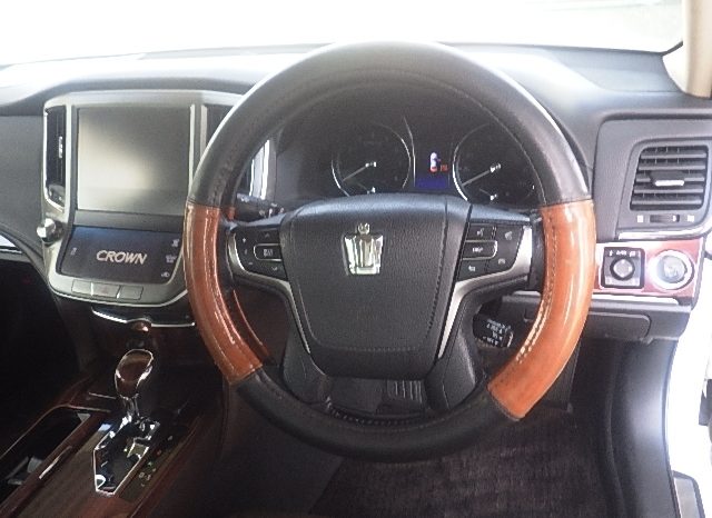Toyota Crown full