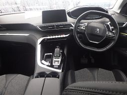 PEUGEOT 3008 full