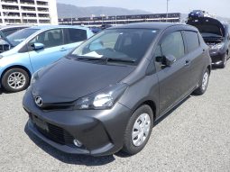 Toyota Vitz full