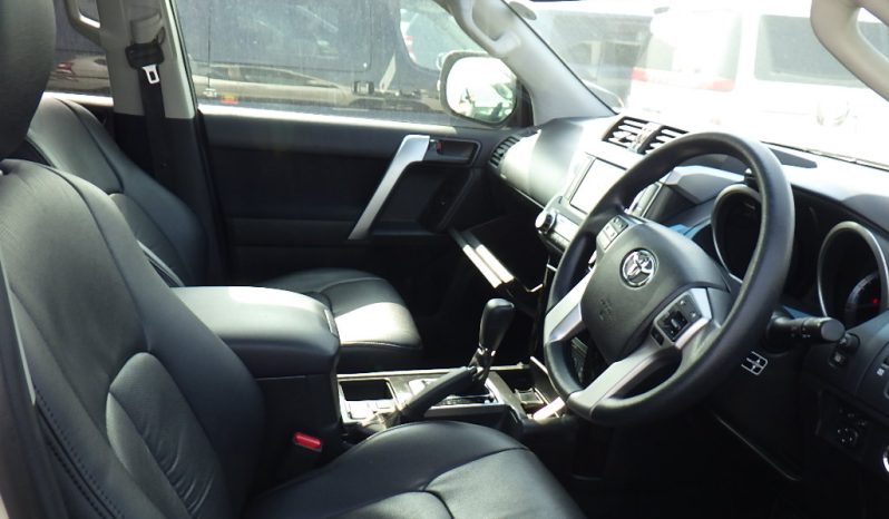 Toyota Landcruiser Prado full