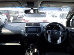 Toyota Landcruiser Prado full
