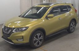 Nissan X-Trail full
