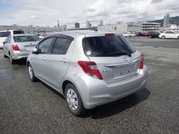Toyota Vitz full