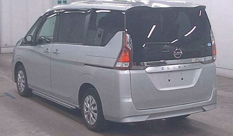 Nissan Serena full