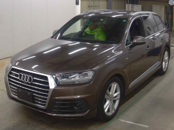Audi Q7 S Line Package full