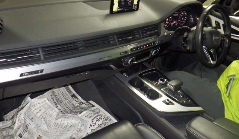 Audi Q7 S Line Package full