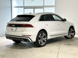 Audi Quattro Q8 full