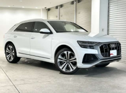 Audi Quattro Q8
