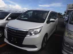 Toyota Noah full