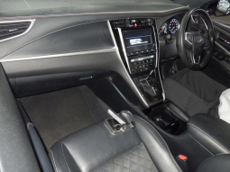 Toyota Harrier full