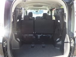 Toyota Noah full