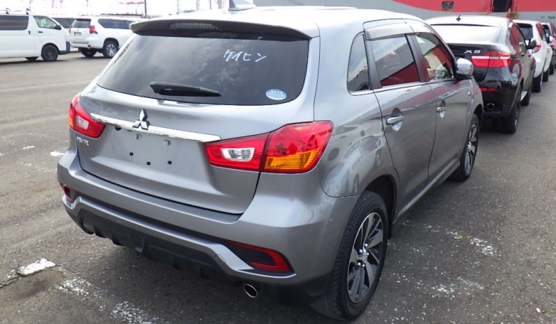 Mitsubishi RVR full