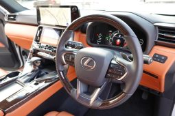 Lexus LX600 Executive full