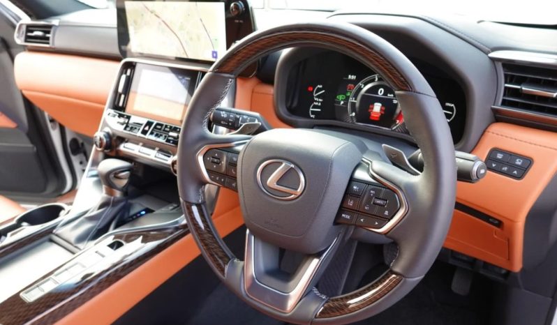 Lexus LX600 Executive full